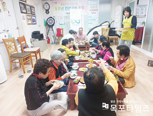 목포 또바기봉사회, 봄맞이 목포시 연동 경로당에 따뜻한 점심 나눔.